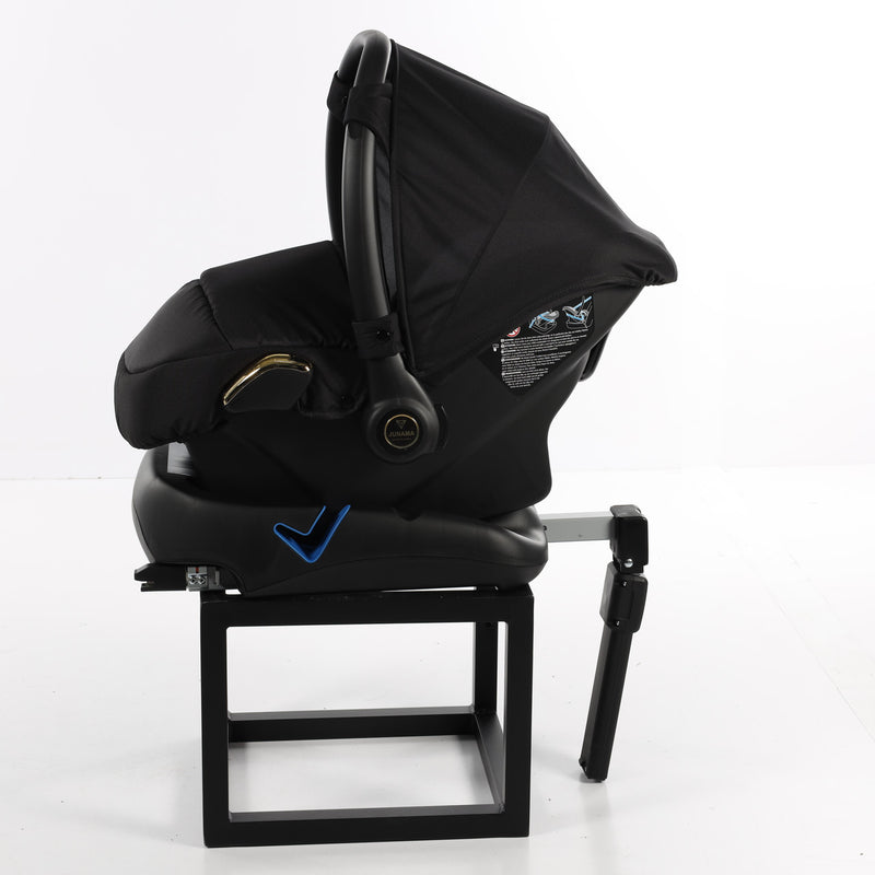 JUNAMA DIAMOND S LINE BLACK GOLD CAR SEAT