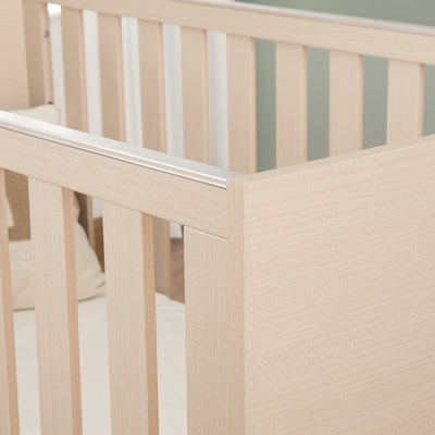 Babymore - Dante Cot Bed – Natural