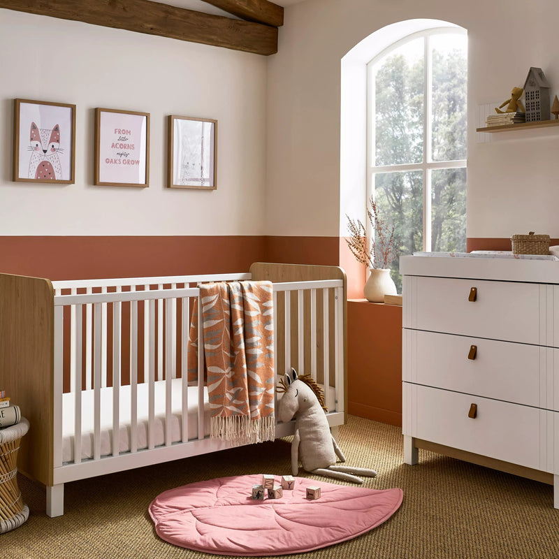 CuddleCo - Rafi 3 Piece Nursery Furniture Set - Oak & White