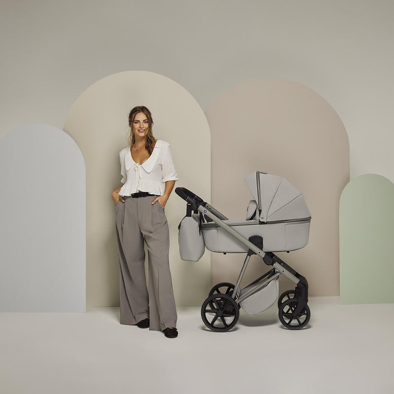 Mee-Go Milano Natura 2-in-1 Pram & Accessories - Moon